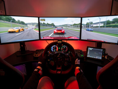 Direct-drive wheelbase set up for ACC and iRacing on a sim racing rig